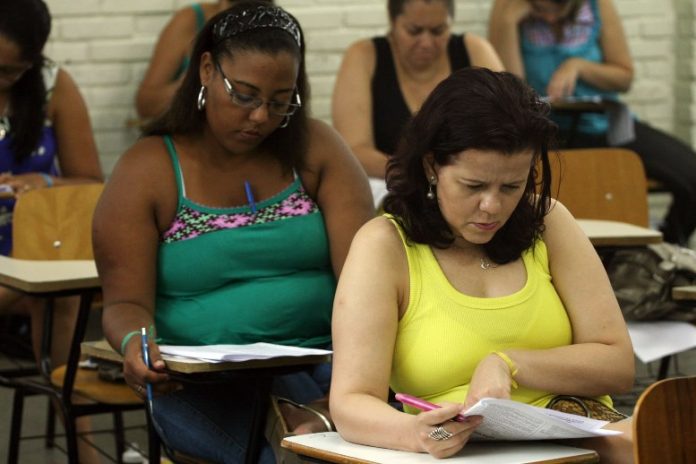 Quatro prefeituras baianas têm concursos com inscrições abertas; saiba detalhes