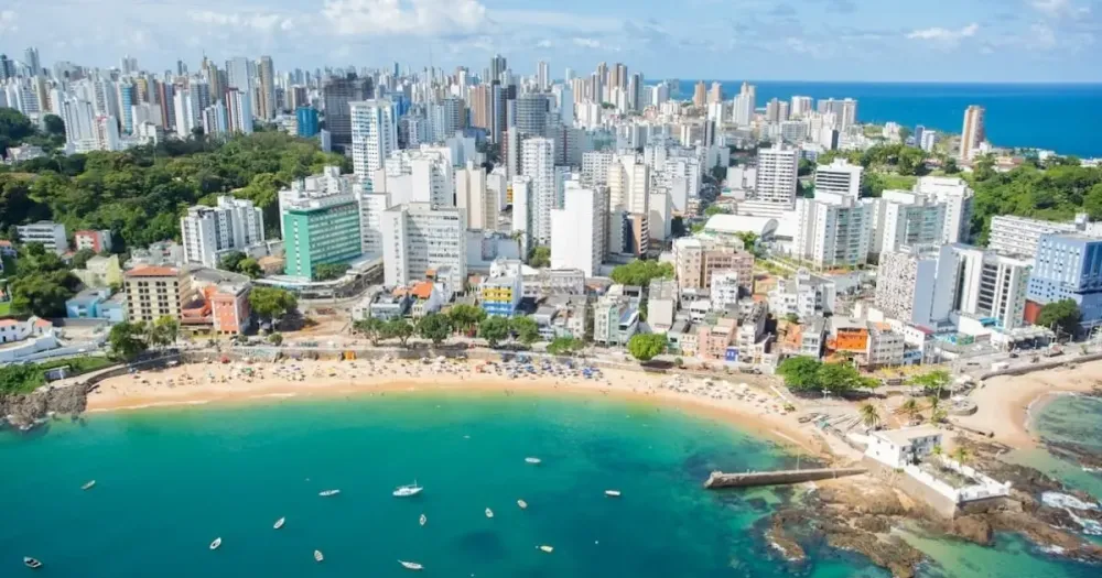 Bahia registra alta de 62,8% na entrada de turistas internacionais nos primeiros meses do ano
