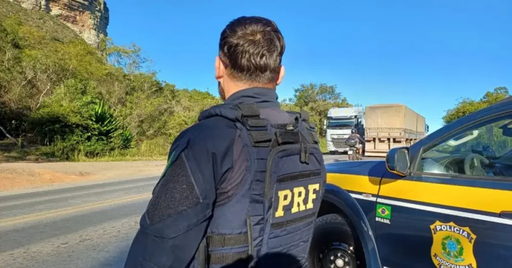 Número de óbitos aumenta em estradas federais que cortam a Bahia durante São João, diz PRF
