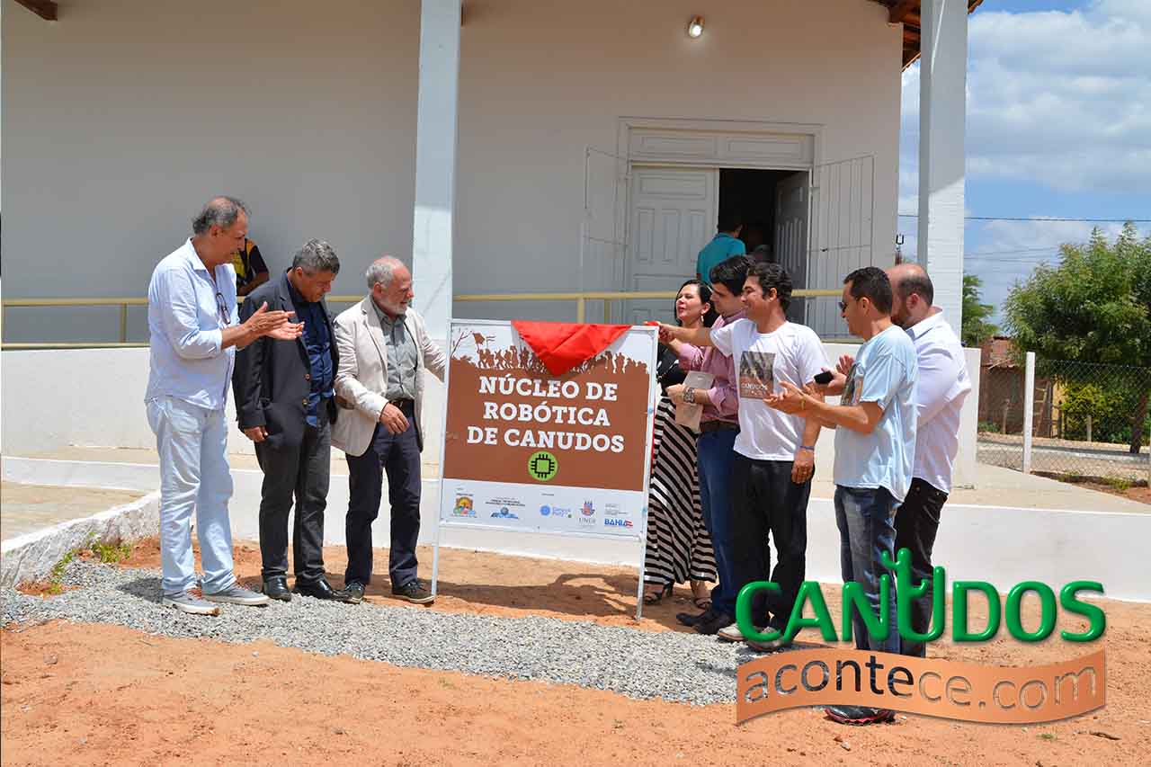 Genário Rabelo inaugura Núcleo de Robótica de Canudos