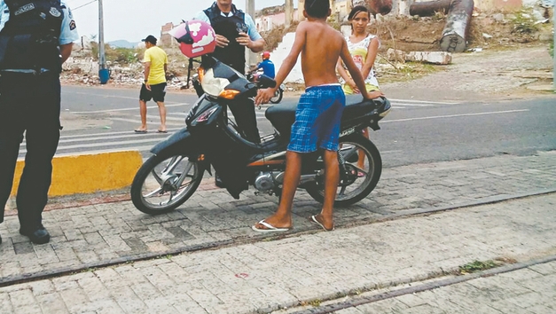 Quem não emplacar cinquentinha até o dia “17” terá moto apreendida; veja o valor da taxa