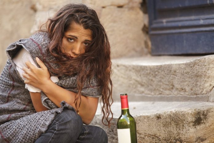 Ingerir bebida alcoólica melhor pronuncia e ajuda na hora de aprender inglês, diz estudo