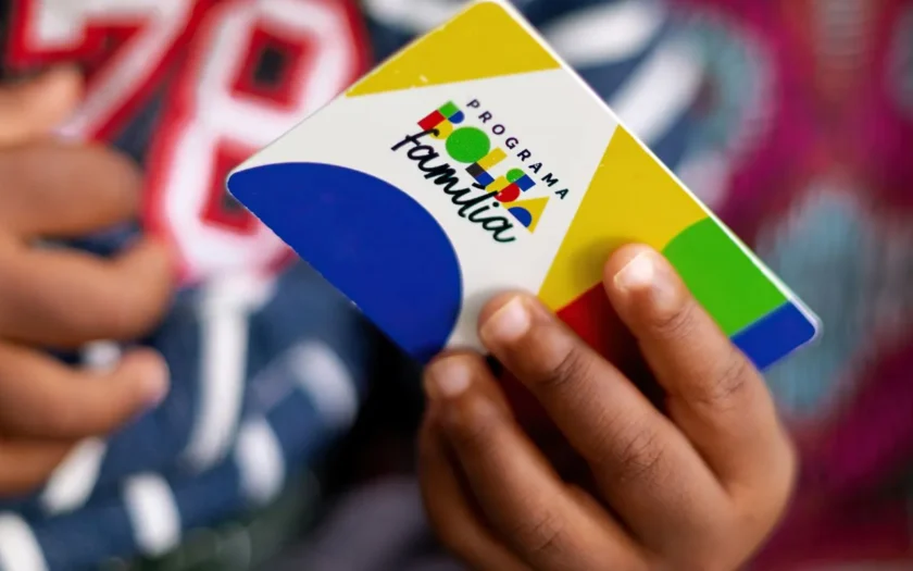 Cerca de 18 milhões de família receberam auxílio do governo em 2025