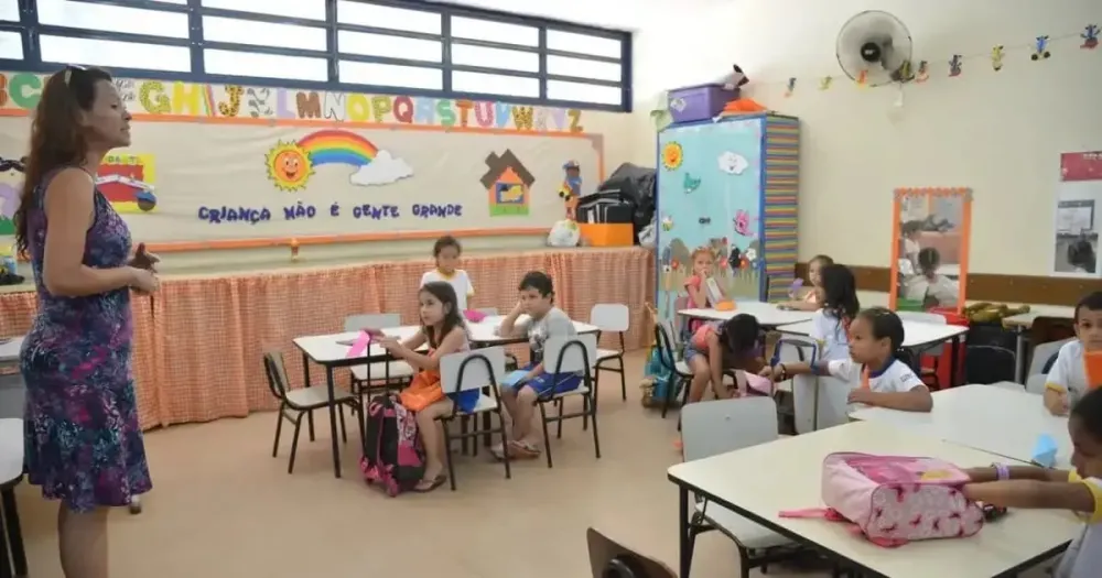 Professores da rede privada realizam paralisação na Bahia; saiba mais