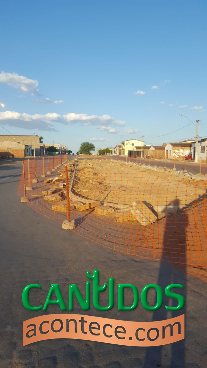 Prefeitura inicia conjunto de obras com construção e reurbanização de praças