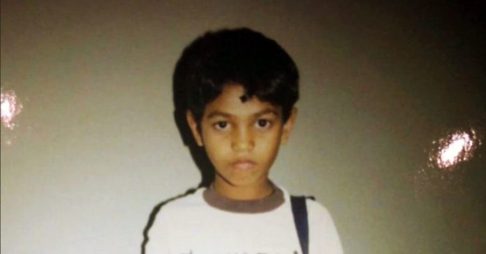 Criança de 4 anos desaparece de casa e volta 25 anos depois deixando a família em lágrimas