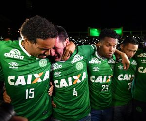 Chape tem só 11 jogadores e pensa em remontar elenco de R$ 2,5 milhões
