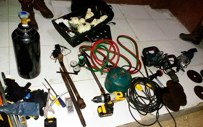 Bandidos se assustam com alarme de agência em tentativa de assalto na Bahia