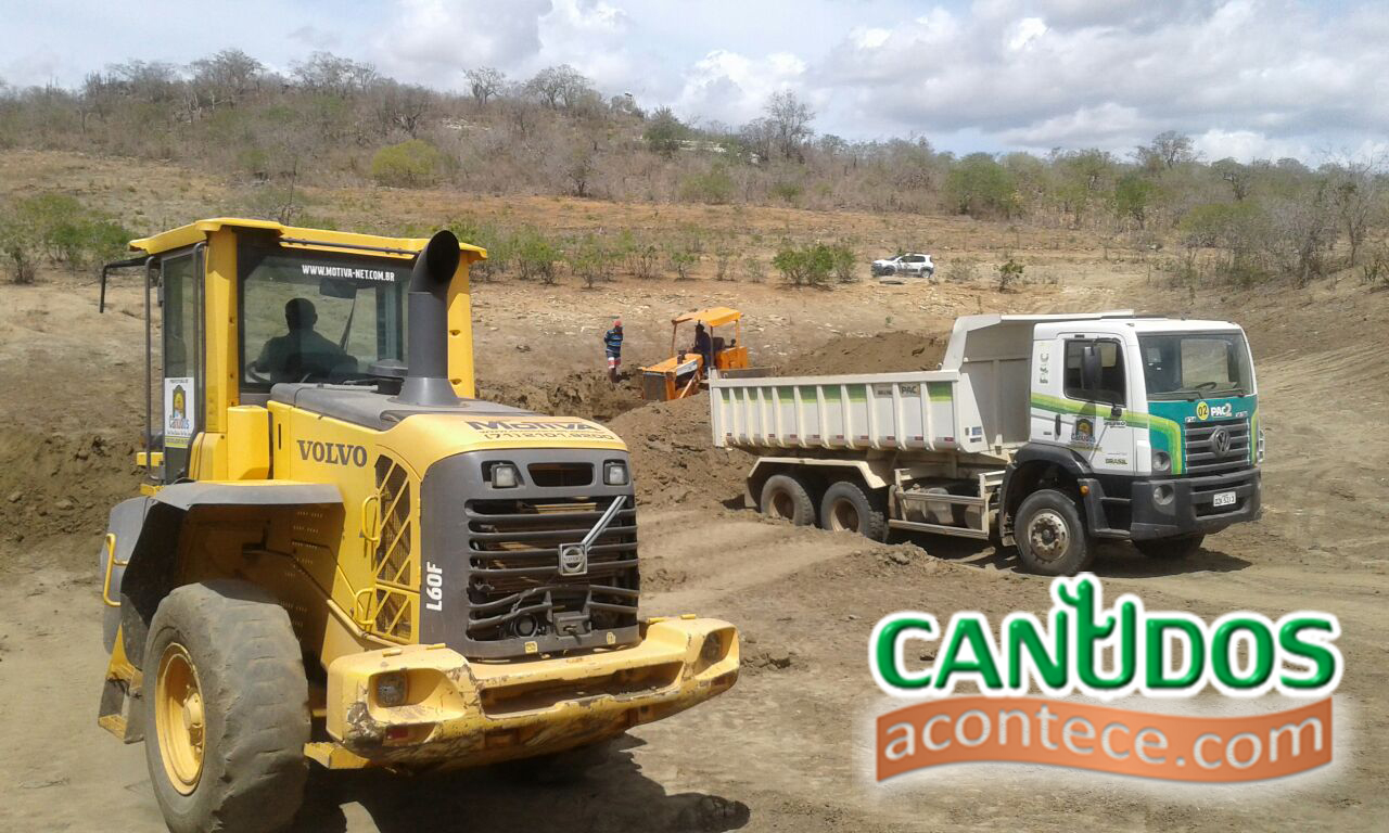 Obras realizadas pela prefeitura garantem água para comunidades de Canudos