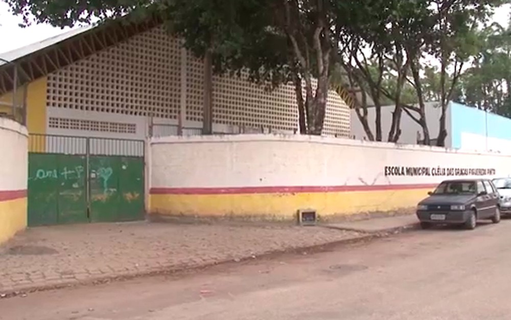 Professora leva surra de aluna de 13 anos dentro de escola no interior da Bahia