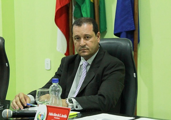 Ponto Novo: Presidente da Câmara é indiciado por porte ilegal de arma e disparo em via pública