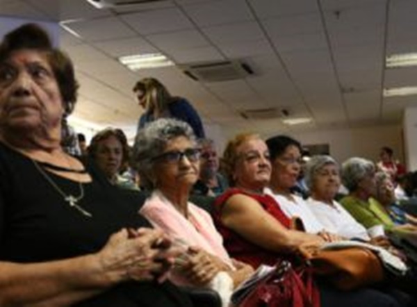 TRABALHADORES QUE SE APOSENTAM CEDO PODEM PERDER ATÉ 80% DO SALÁRIO, DIZ ESTUDO
