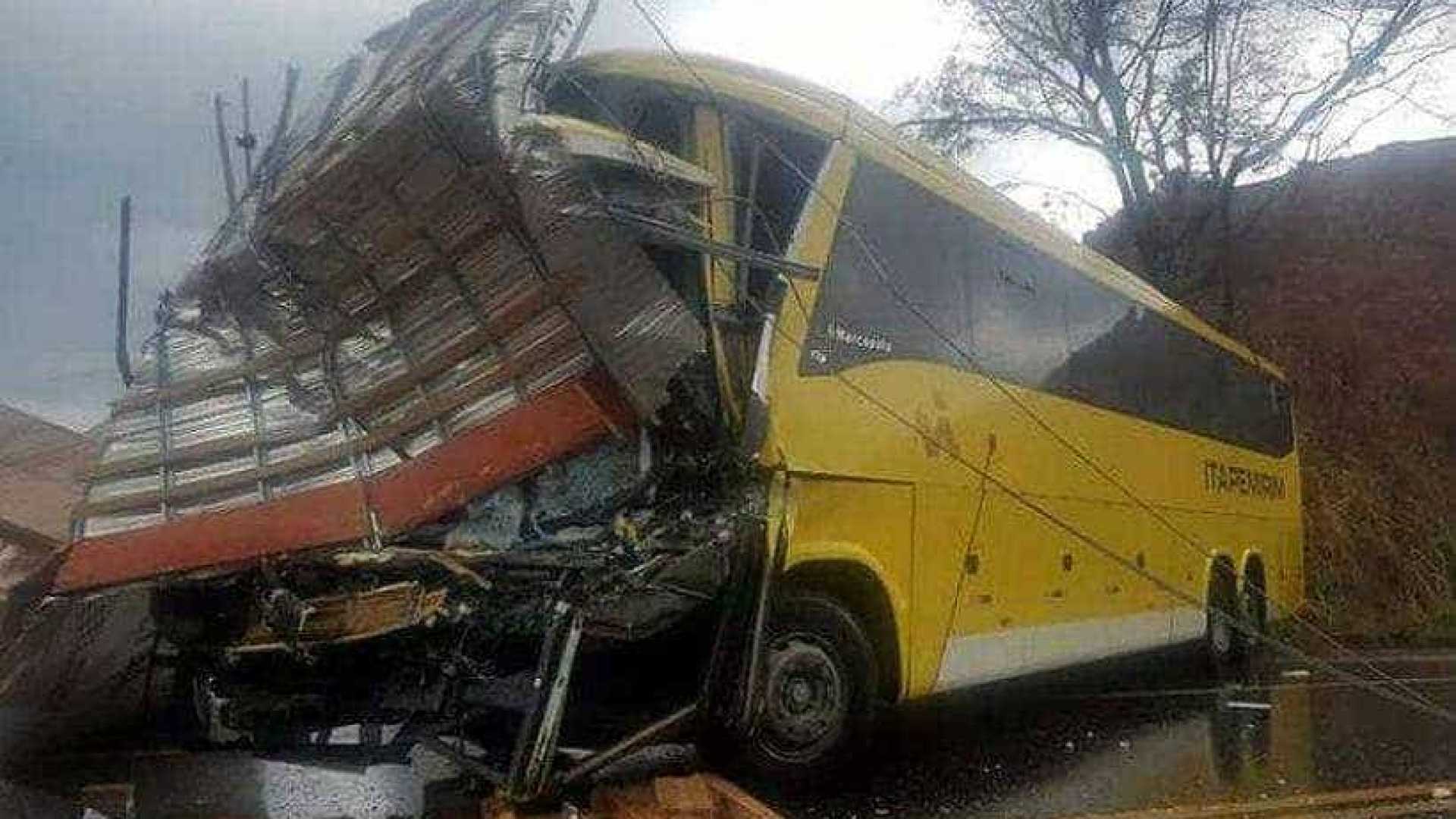 MENTIRA: BOATO SOBRE ACIDENTE ENVOLVENDO ÔNIBUS DA ITAPEMIRIM, ENTRE FORMOSA E BENDEGÓ, É FALSO