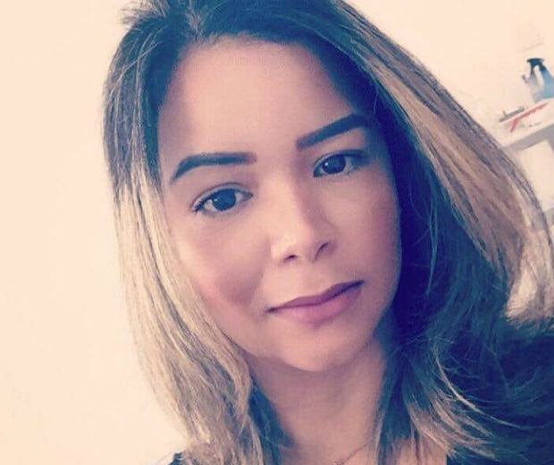 Mulher não resiste após fazer duas cirurgias plásticas; polícia abre inquérito para investigar
