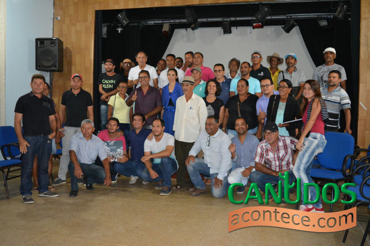 Prefeito Geo participa de reunião do Fórum de Desenvolvimento Sustentável de Canudos