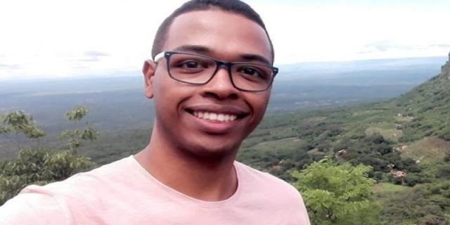 O doutor mais jovem do Brasil é negro e filho de pedreiro e costureira