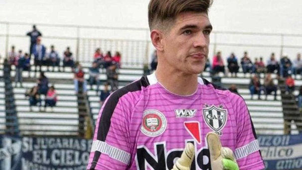 GOLEIRO ARGENTINO É ASSASSINADO EM PORTA DE BAR; OUTRO ATLETA É ACUSADO