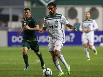 Justiça exige apreensão de R$ 200 mi de Palmeiras e Scarpa em favor do Fluminense 
