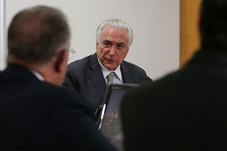  Temer discute com ministros do STF aumento de salário do Judiciário