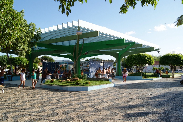  CALDAS DO JORRO-BA: CRIANÇA É ABUSADA ENQUANTO TOMAVA BANHO NA FONTE DA PRAÇA