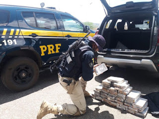 Homem é preso com 44 kg de cocaína embaladas com foto de Pablo Escobar na Bahia