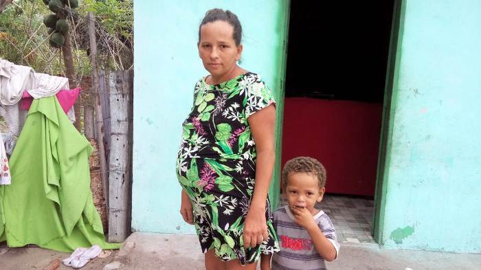  Mãe de 13 filhos do sexo masculino cujos nomes são iniciados com a letra ‘R’ espera mais um menino