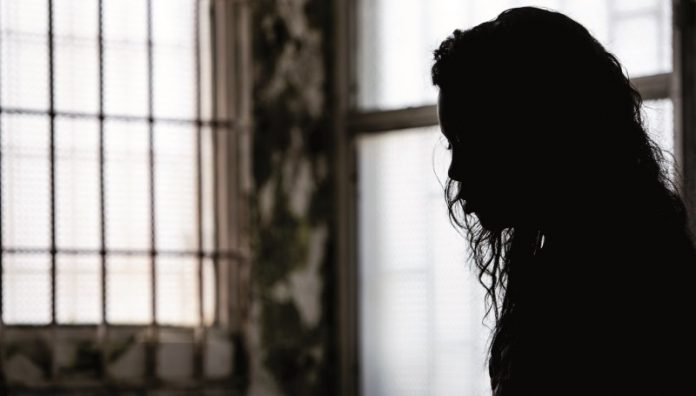 Monstruosidade: Jovem de 22 anos é vítima de estupro coletivo na Bahia