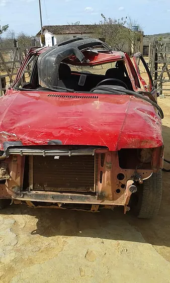 HOMEM SAI ILESO DE CAPOTAMENTO NA ZONA RURAL DE EUCLIDES DA CUNHA-BA