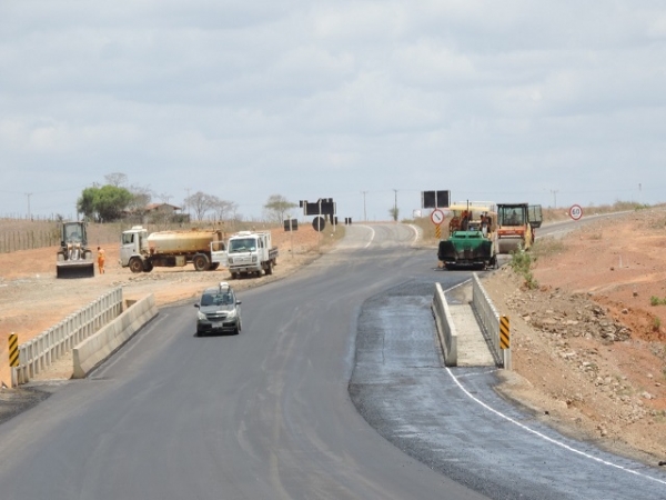 BR-235/BA: Trecho entre Carira/SE e Jeremoabo/BA está em fase de conclusão