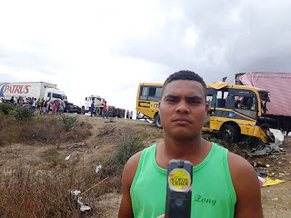 Acidente em Santa Bárbara: morador disse que salvou cerca de 20 pessoas e entregou os celulares das vítimas para a polícia