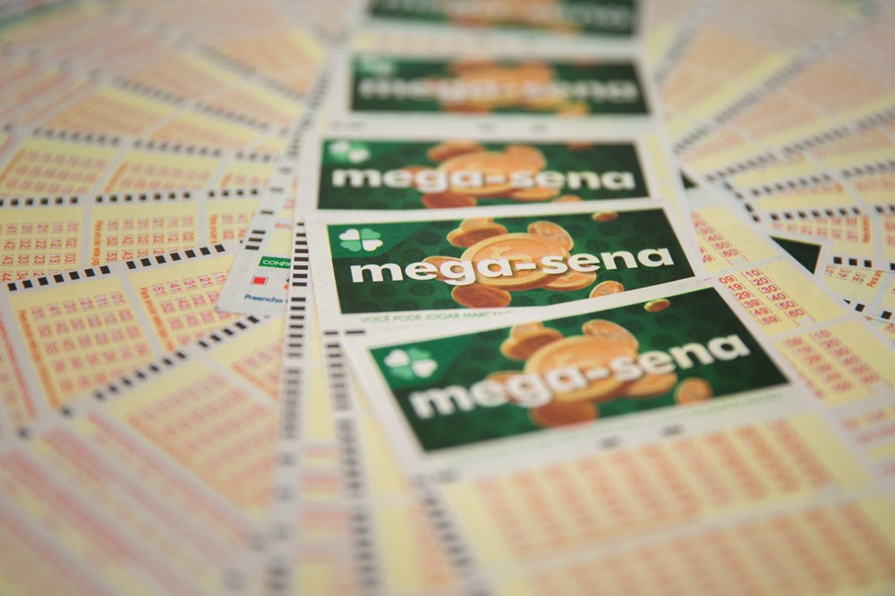 Mega-Sena pode pagar prêmio de R$ 50 milhões nesta quinta-feira