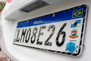 Após ter prazo adiado, nova placa Mercosul passa a valer na Bahia a partir desta quarta