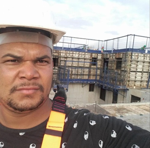 Bandidos invadem casa em assalto e matam empresário que passava férias com família na Bahia