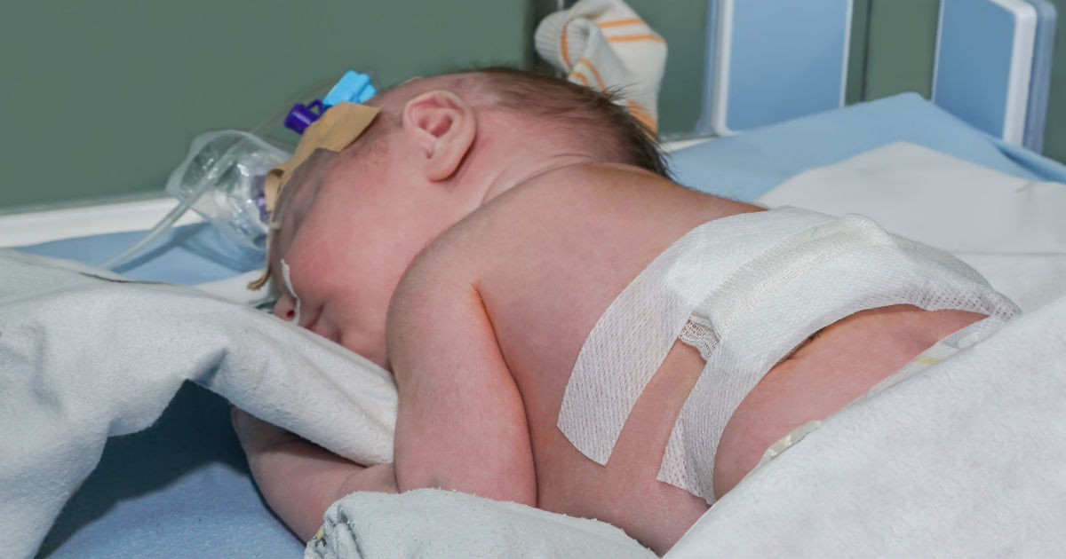 BEBÊ MORRE APÓS SUA MÃE LHE DAR VODKA PARA FAZÊ-LO DORMIR