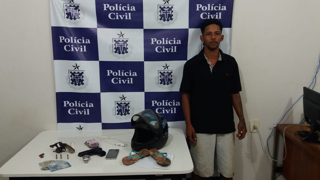 Homem é preso com armas e maconha em Jeremoabo- BA 