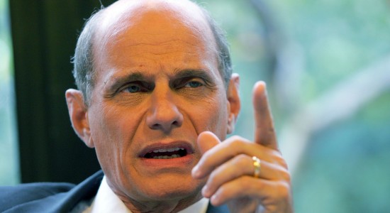 Jornalista Ricardo Boechat morre em queda de helicóptero em SP