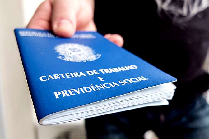 Dr. Luiz Neto: Novos trabalhadores poderão ficar sem receber férias e 13º 