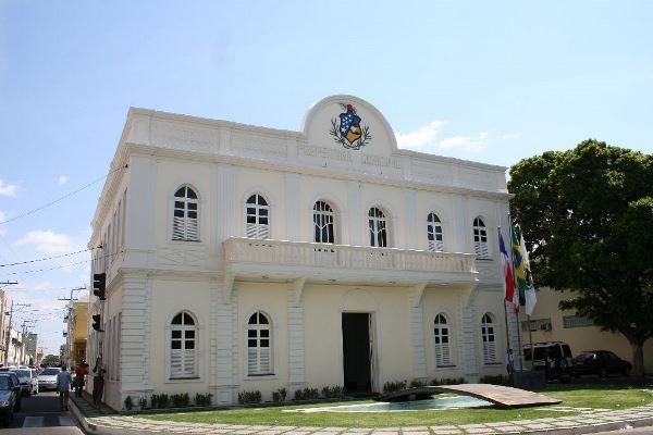 Prefeitura de Juazeiro abre processo seletivo para mais de 400 vagas
