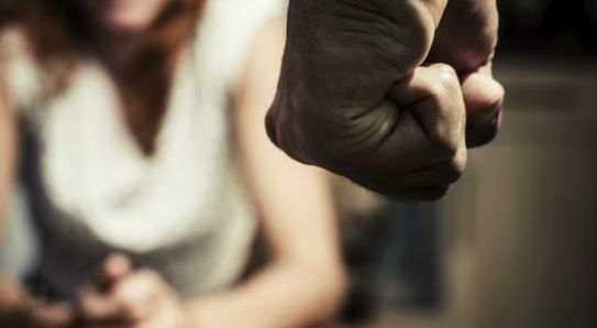 Homem é conduzido à delegacia após agredir a própria esposa em Senhor do Bonfim