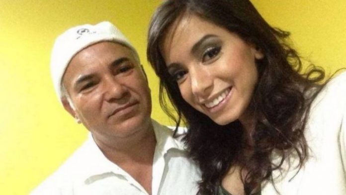 Pacto de Fé: Há seis anos Anitta frequenta terreiro de candomblé