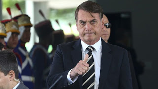 Bolsonaro anuncia 13º do Bolsa Família na próxima semana