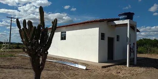 Governo entrega agroindústrias de beneficiamento de fruta e de mel em Uauá-BA