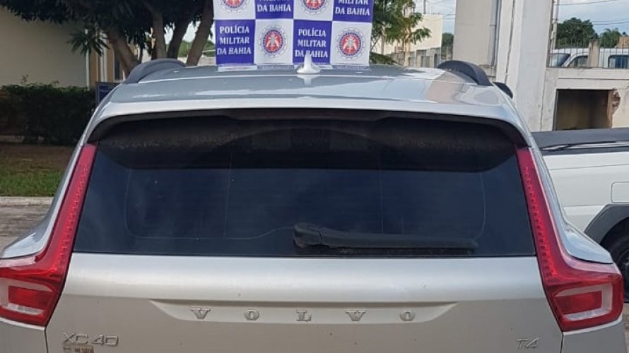 Tenente da PM é preso por receptação de veículo furtado no interior da Bahia