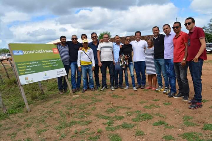 *Comunidade de Lagoa do Mota comemora inauguração do sistema de energia durante projeto da Prefeitura Itinerante*