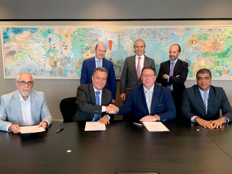 Na Espanha, Rui Costa assina acordo para investir na Bahia