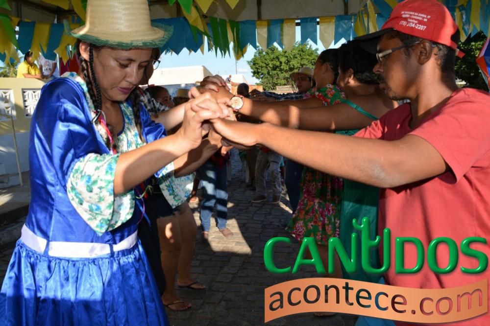*Arraiá anima pacientes do CAPS de Canudos*