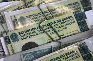 56% são contra e 41%, a favor de aumento do limite da pontuação da CNH, diz Datafolha