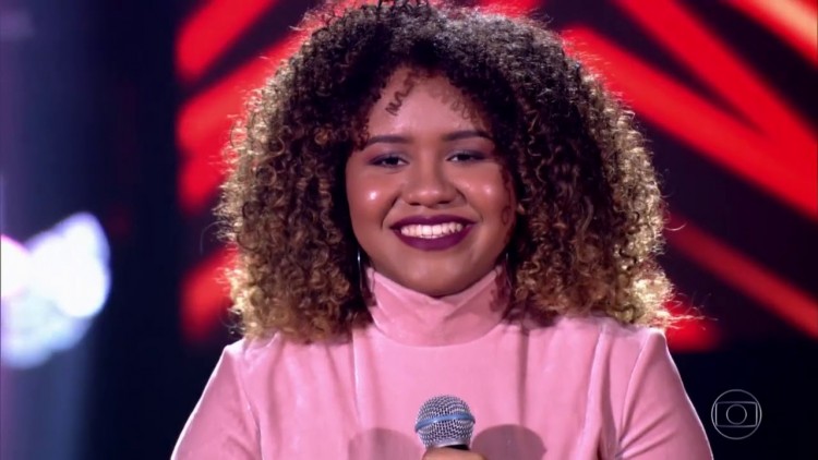 Juazeirense conquista jurados e é aprovada no time da cantora Iza, no The Voice Brasil