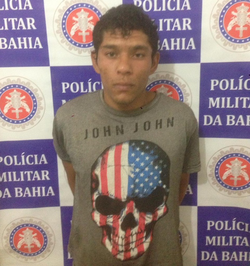 Homem é preso após ameaçar mulher com facão em Jeremoabo -BA