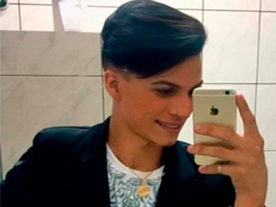 MÃE MUDA VERSÃO E DIZ QUE NÃO MATOU FILHO GAY A FACADAS